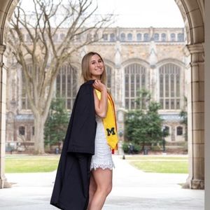 Storia White Lace Ruched Dress